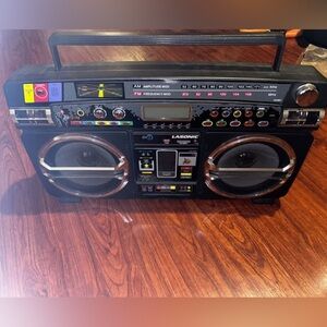 LASONIC i931 iPod USB FM Radio SD Card AUX Ghetto Blaster